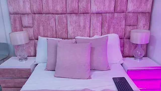 BellaFoox Adlı Modelin Canlı Sohbet Odası