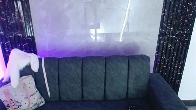 mia_fox666のライブチャットルーム