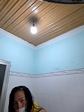 Baby-loveass69 现场聊天室