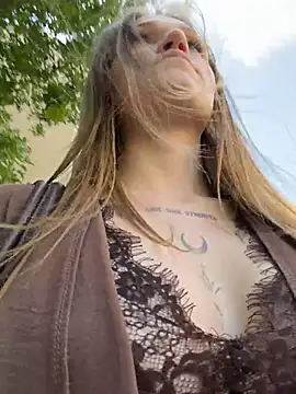 Živá chatovací místnost StreetSquirt