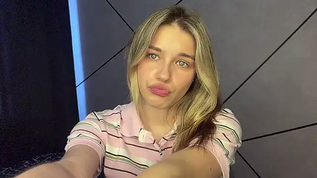 Chat ao vivo de EarthaStinett