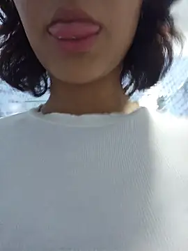 Kitty_San_xXx Cameră chat live