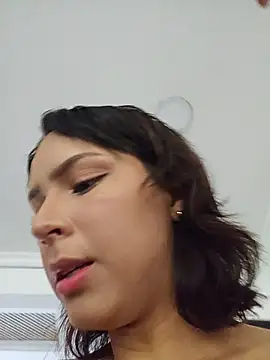 Kitty_San_xXx Cameră chat live