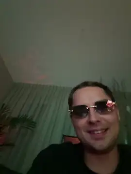 חדר צ'אט בשידור חי של hottogetherNL