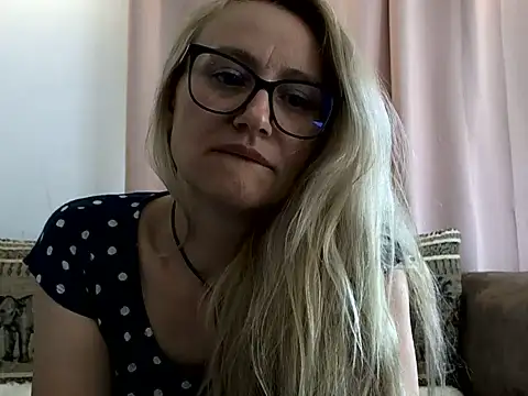 Nataly_Rosy Cameră chat live