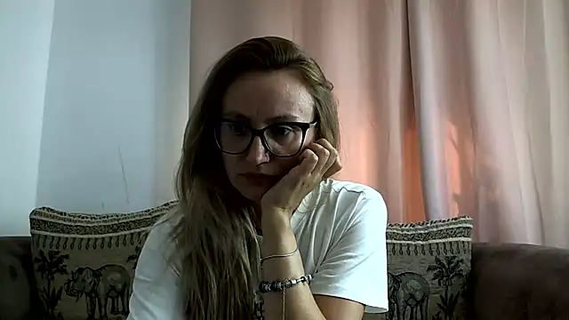 Nataly_Rosy Live Chatrum
