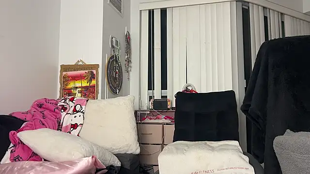 Živá chatovací místnost alanahart