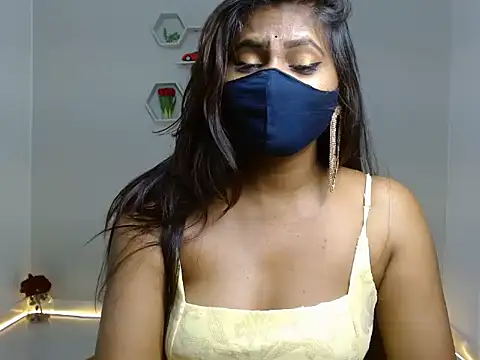 Sala de chat ao vivo de Hotginni4