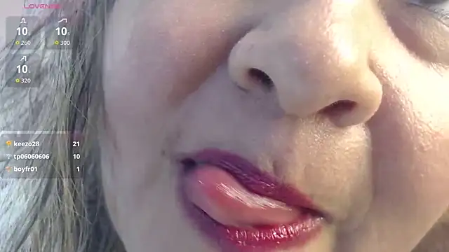 Adriana_Prettie 실시간 채팅방