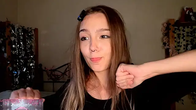 HoneyComfy Live Chatraum