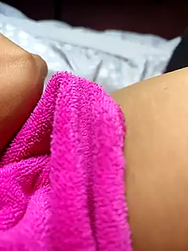 Brissperu18 Adlı Modelin Canlı Sohbet Odası