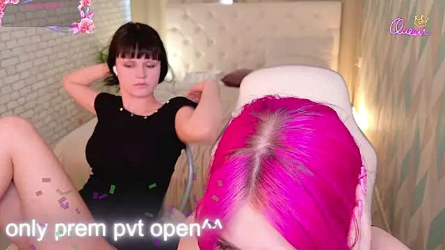 michelewild Adlı Modelin Canlı Sohbet Odası