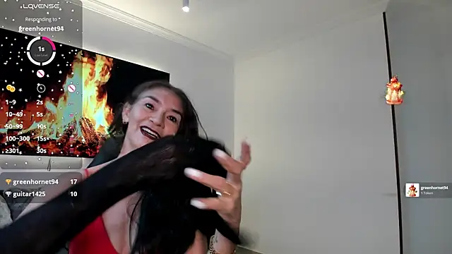 Sala de chat en directo de Emma_Mendozaa