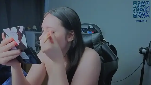 חדר צ'אט בשידור חי של Holy_Kveta