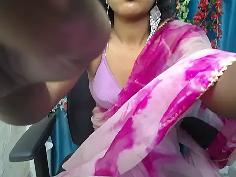Baby_Crussh Adlı Modelin Canlı Sohbet Odası