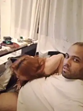 Živá chatovací místnost cris048