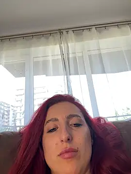 Sala de chat ao vivo de CrystalRedd