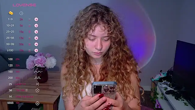 Milounee's Live Chat Room