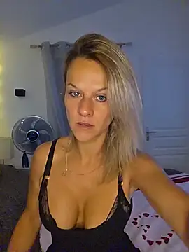 Živá chatovací místnost Couple-Kiwii-Orchidee-Boy