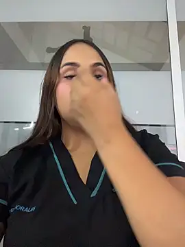 Noa_Harper- Adlı Modelin Canlı Sohbet Odası