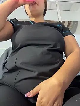 غرفة دردشة Noa_Harper- المباشرة