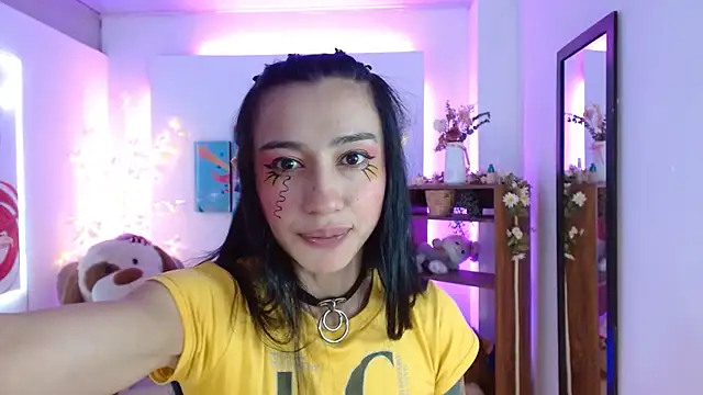 FIORELLA_L লাইভ চ্যাট রুম
