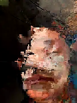 Chat soba uživo modela Gungun_thakur