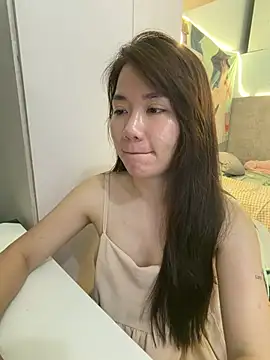 Amy8386's Live Chat Room