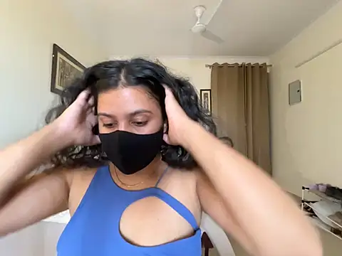 Anna_girl22 Adlı Modelin Canlı Sohbet Odası