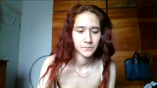 NickiKisinger – live chatrum