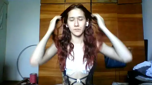 NickiKisinger Live Chatraum