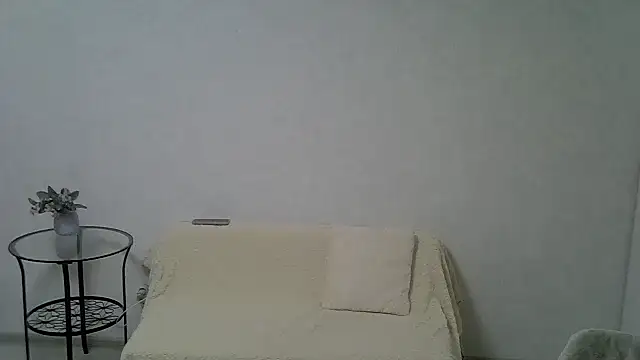 Opaldream Adlı Modelin Canlı Sohbet Odası