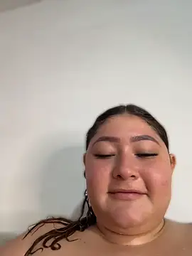 Sala de chat ao vivo de Rouse-Antonella_