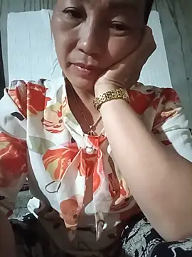 baby_112233 Adlı Modelin Canlı Sohbet Odası