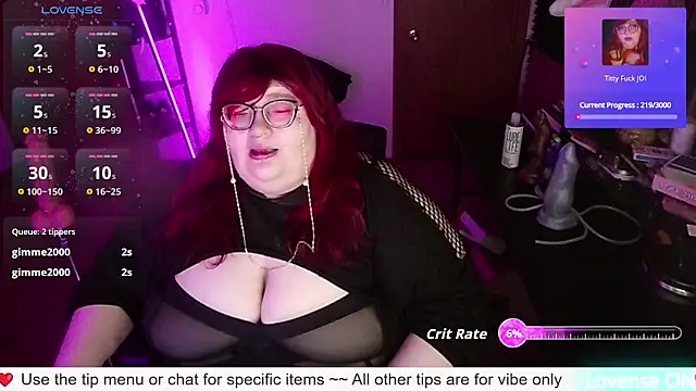 Živá chatovací místnost RileySynn
