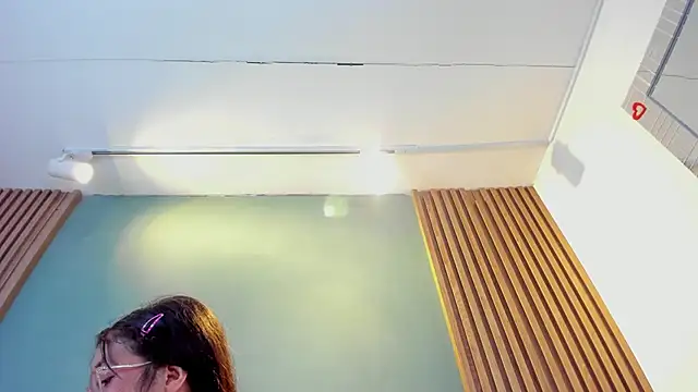 HannaWen_ Adlı Modelin Canlı Sohbet Odası