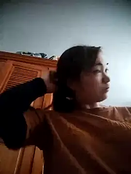 cute-hiphop Adlı Modelin Canlı Sohbet Odası