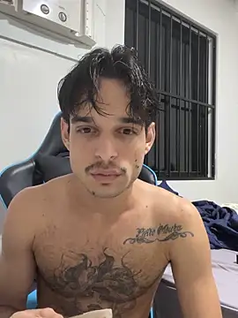 RuffItadori Live Chatraum