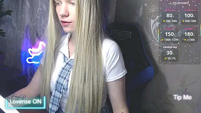 Shiny_Victoria's Live Chat Room