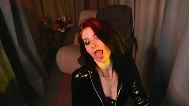 NicoleLuxe – Naživo chatovacia miestnosť