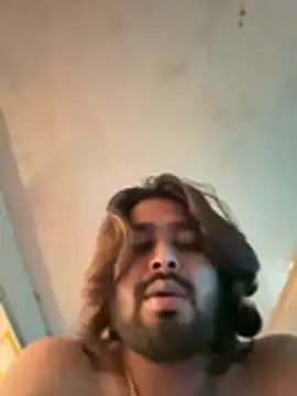 חדר צ'אט בשידור חי של torchermachine