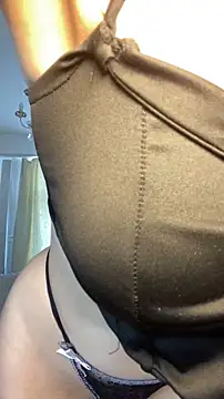 Lissy_Liss – Naživo chatovacia miestnosť