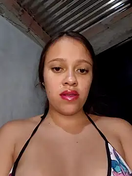 lachiki_plusn Live chat-huone