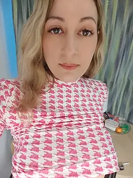 MilanaBoobs Live Chatraum