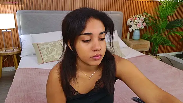 Chat ao vivo de Luna_Cortier