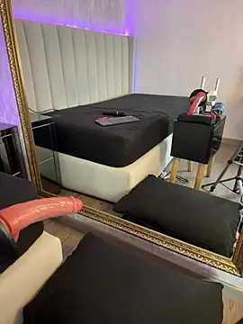 Chat soba uživo modela ninna_vinns