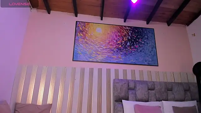 غرفة دردشة nina_glow المباشرة