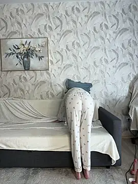 Pokój czatu na żywo – LynaFrost