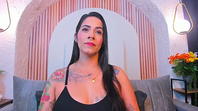 Sala de chat en directo de violet_scott_