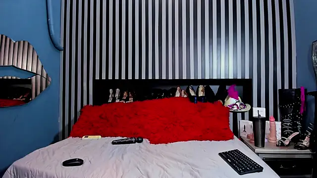 Chat soba uživo modela MiaWolton